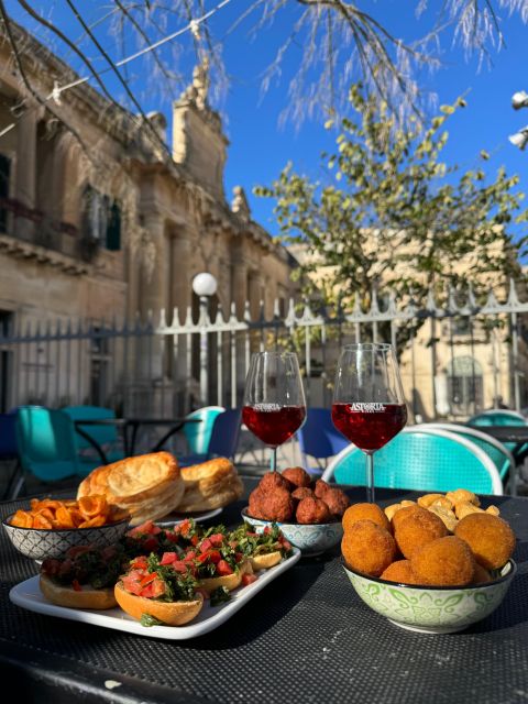 Lecce: Guided Street Food Walking Tour with Food and Wine - Final glass of Apulian wine plus frisa: a Salento-style ending