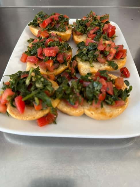 Lecce: Guided Street Food Walking Tour with Food and Wine - Pace, comfort, and how to get the most out of the walk