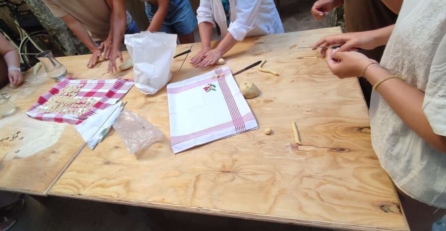 Lecce: Pasta Making Class in 1400s-Era Courtyard with Wine - The 2.5 hours: from flour and water to a workable dough