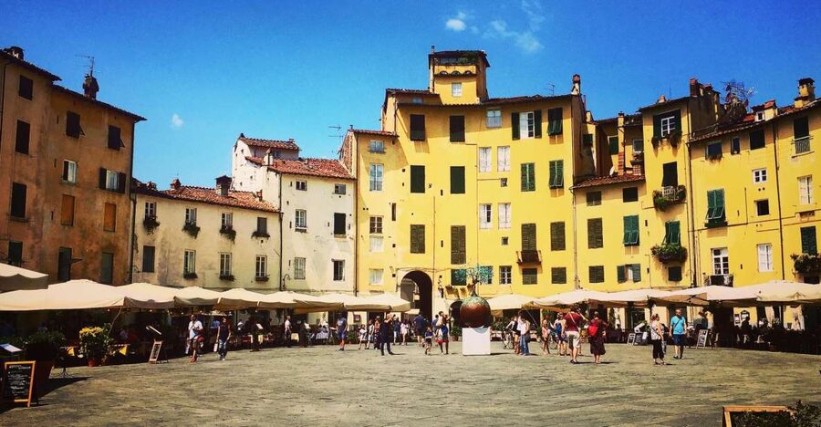 Lucca: 2-Hour City Center Walking Tour - Piazza Napoleone, Via Fillungo, and Street Life You Can Feel