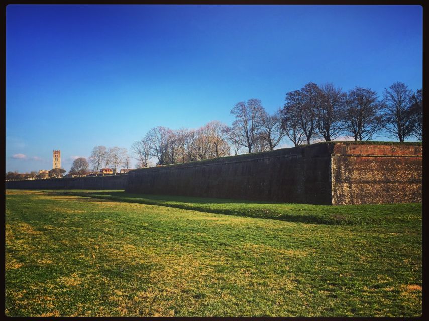 Lucca: 2-Hour City Center Walking Tour - The Sixteenth-century Walls Walk: Why Lucca Still Feels Protected