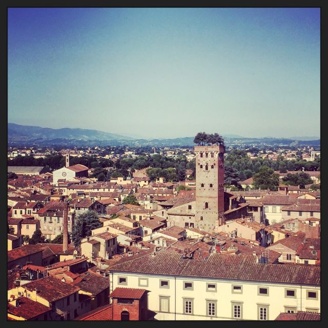 Lucca: 2-Hour City Center Walking Tour - Where You Start: Ufficio Informazioni by Vecchia Porta S. Donato