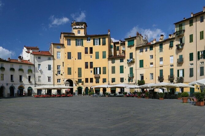 Lucca Bikes and Bites with food tastings for Small Groups or Private - Quick hits