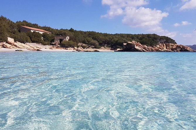 Luxury catamaran from Porto Rafael-Palau to the Maddalena Archipelago - Budelli’s Pink Beach: photos, not beach time