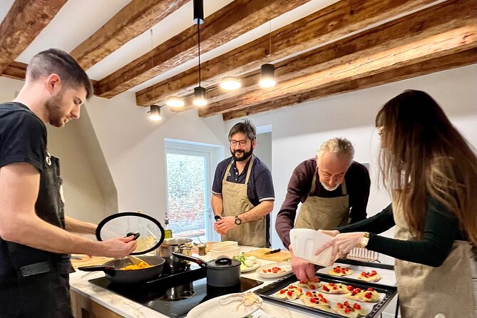Market Tour and Cooking Class with a Local Venetian Chef - The itinerary in plain English, stop by stop