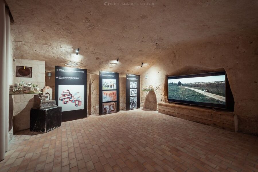 Matera: 3-hour Private Full Sassi di Matera Guided Tour - San Giovanni Battista to Casa Cava, The Story Begins
