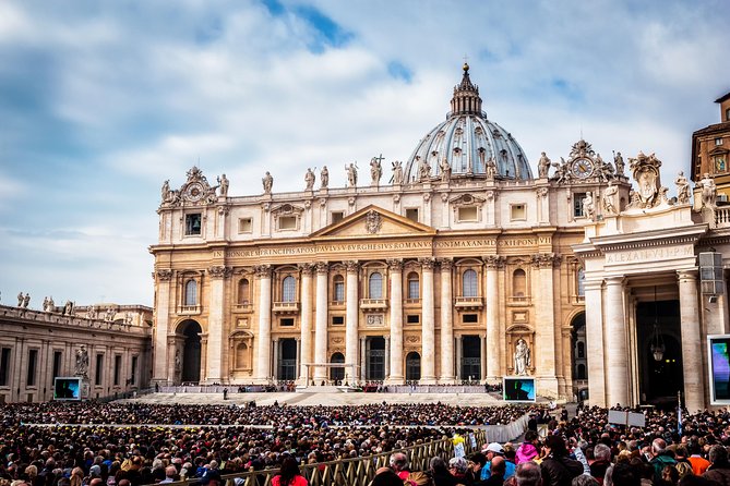 Meet Pope Leo XIV at St Peter Square Vatican City - St Peter’s Square first stop: the Obelisco Vaticano details