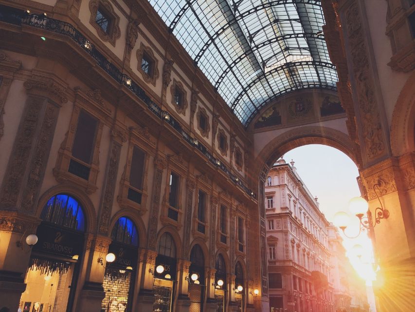 Milan by Night 2-Hour Walking Tour - Vittorio Emanuele Gallery at Night: A Photo Stop With Story Power