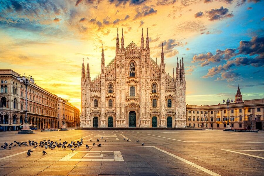 Milan Duomo Cathedral and Rooftop Terrace Guided Tour - The Rooftop Terrace: Elevator Up, Spires Up Close, Skyline for Miles