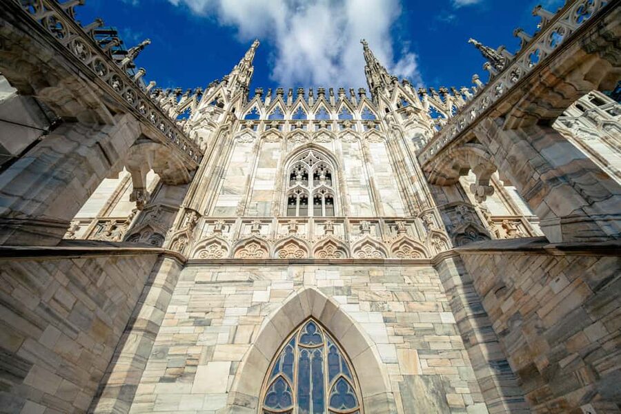 Milan Duomo Cathedral and Rooftop Terrace Guided Tour - San Gottardo Church: A Short Stop That Adds Context