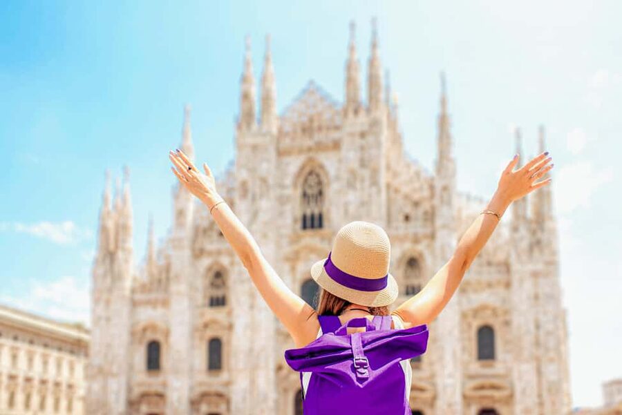 Milan Duomo Cathedral and Rooftop Terrace Guided Tour - What to Wear and Pack for a Smooth Day