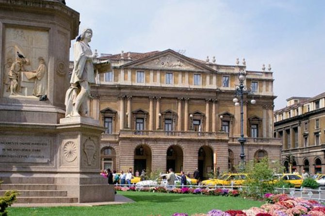 Milan Duomo & The Last Supper Skip-the-Line Small Group Tour - Brera and Sforza Castle: seeing Milan shift from modern to medieval