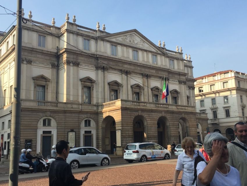 Milan: Guided Duomo, Last Supper and City Centre Tour - Galleria Vittorio Emanuele II: luxury, history, and a quick reset