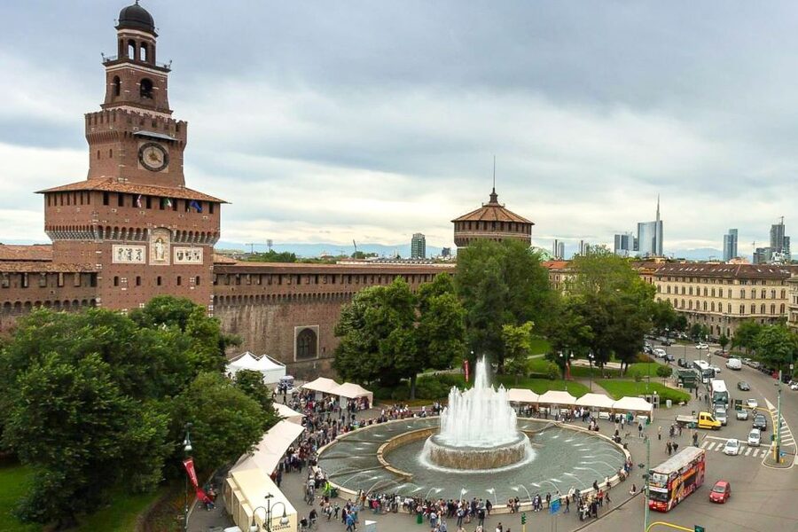 Milan: Guided Walking Tour with Duomo and the Last Supper - Price and value: what $152.93 buys you in real time savings