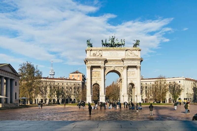 Milan: Hidden Gems Guided Bike Tour - Key highlights you’ll notice fast