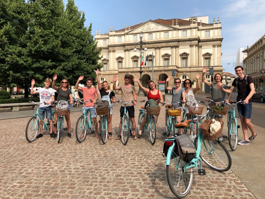 Milan: Highlights and Hidden Gems Guided Bike Tour - Parco Sempione and Arco della Pace: your green pause in the middle