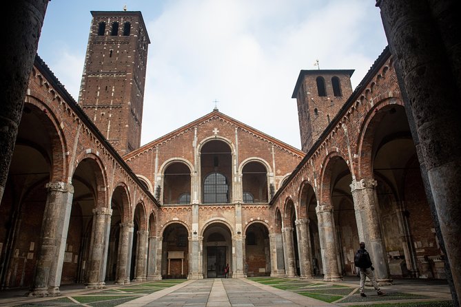 Milan Hop-On Hop-Off Bus Tour with Four Routes - How Milan’s four color lines map to your must-sees