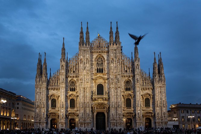 Milan Hop-On Hop-Off Bus Tour with Four Routes - Boarding and stop-finding: how to avoid the Milan maze