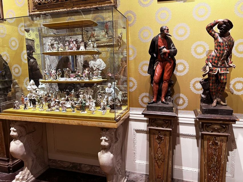 Milan: La Scala Theatre Skip-the-line Guided Tour - Inside Teatro alla Scala: The Neoclassical Interior You Can Actually Follow