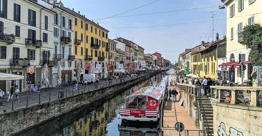 Milan: Navigli District Canal Boat Tour with Aperitivo - Boarding at Alzaia Naviglio Grande, 4 Without the Stress