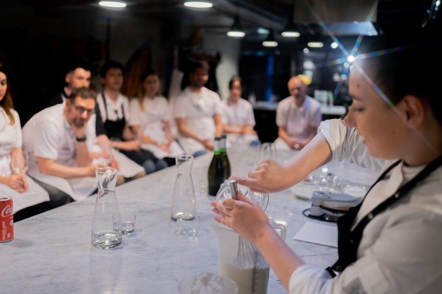 Milan: Pizza or Pasta and Gelato-Making Class with Wine - Price and Value in Milan: What $101 Really Buys