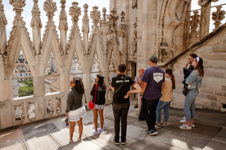Milan: Priority Access Duomo and Rooftop Tour - Timing and weather: how to keep your day smooth