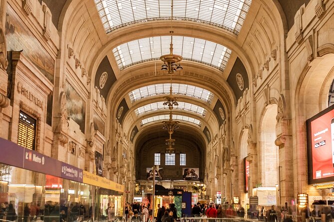 Milan Private Tour: Highlights & Hidden Gems with a Local - Duomo di Milano: Stories You Can Actually Use