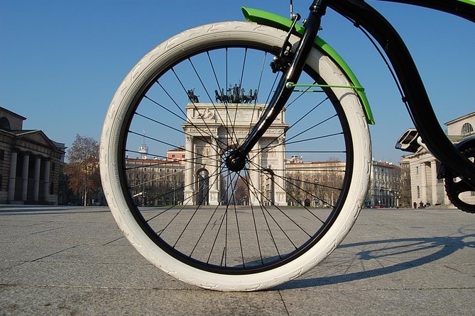 Milan's Hidden Gems: Unique Bike Tour (ENG, NL) - Stop 4: Corso Garibaldi, an old-town street connection