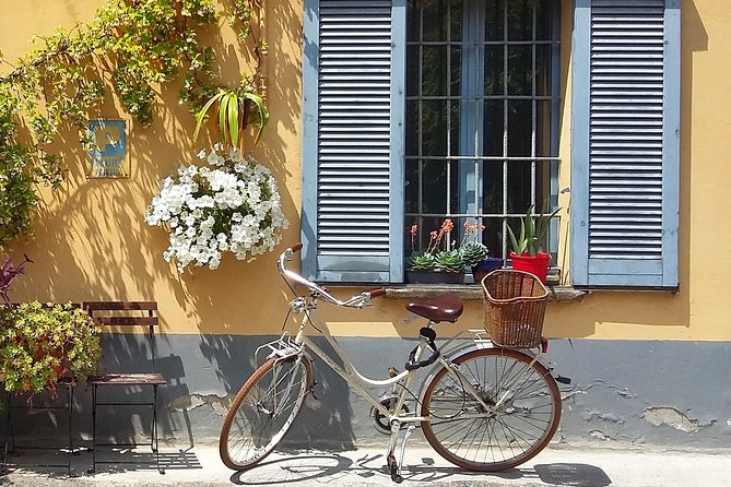 Milan's Hidden Gems: Unique Bike Tour (ENG, NL) - Getting started at Via Guglielmo Pepe, and how the day flows