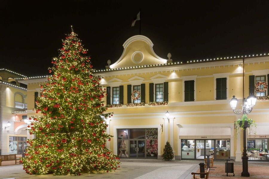 Milan: Serravalle Designer Outlet Roundtrip Bus Transfer - The Coach Ride to Serravalle: Time That Adds Up