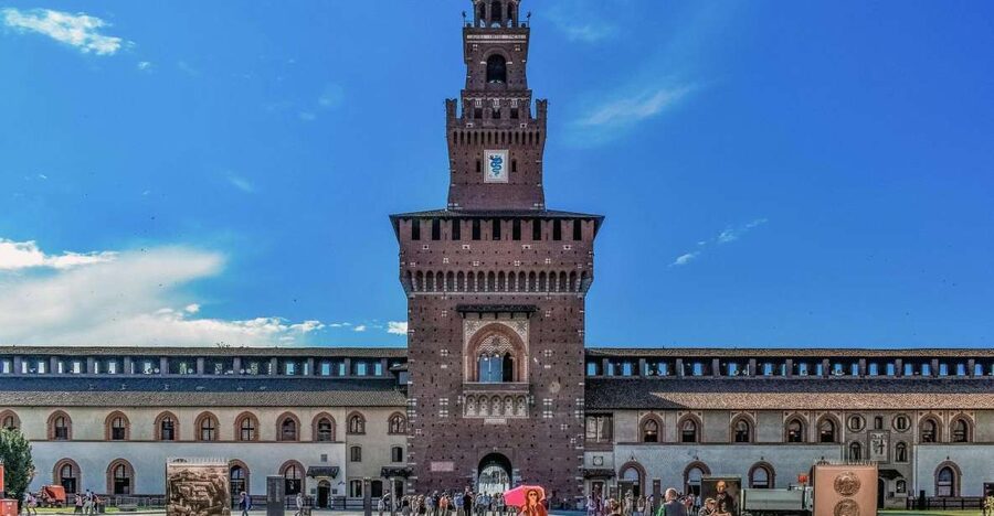 Milan: Sforza Castle and Michelangelo's Pietà Rondanini Tour - Enter Piazza Castello, Then Follow the Story Into the Castle