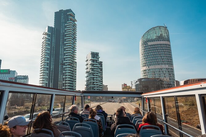 Milan Super Saver: Skip-the-Line Duomo and Rooftop Guided Tour - What to wear and what you can bring inside
