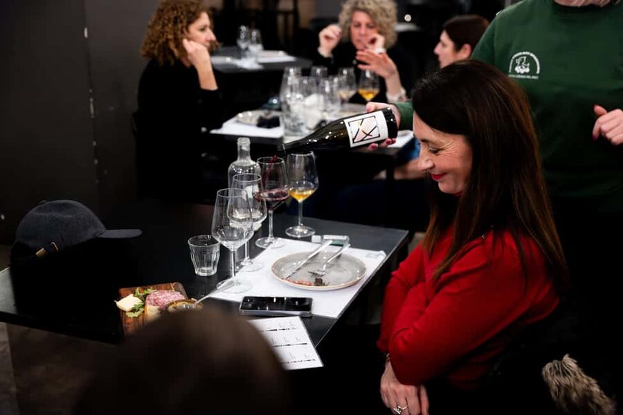 Milan: Wine Lovers Experience at Cantina Urbana Winery - Organic-certified wine making, explained in human terms
