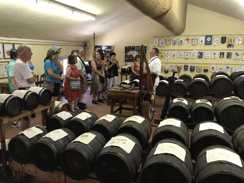 Modena: Balsamic Lunch with Vinegar Cellar Tour and Tasting - Traditional Balsamic Vinegar PDO at Gambigliani Zoccoli: what you are really buying