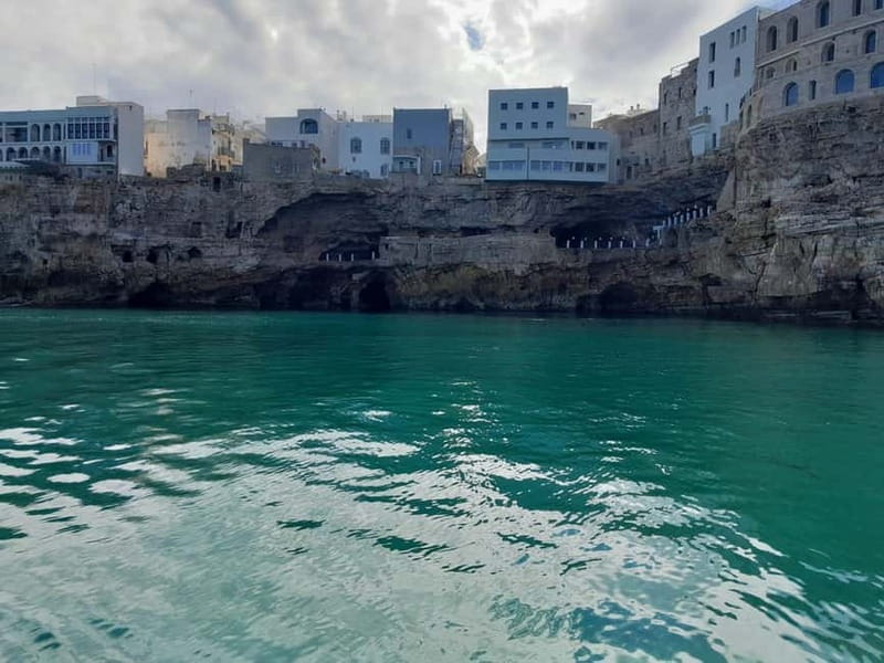 Monopoli: 2.5 Hour Boat Tour to the Polignano a Mare Caves - Cala Corvino and Porto Alga: the first big “wow” moments
