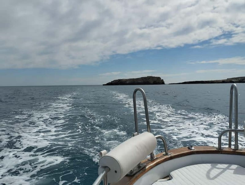 Monopoli: 2.5 Hour Boat Tour to the Polignano a Mare Caves - Eremita Island and the sea-breeze break