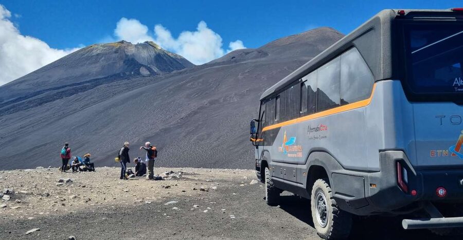 Mount Etna: Ascent to 2800m by 4x4 - Valle del Bove views from above the northeast crater