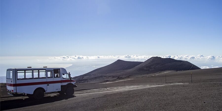 Mount Etna: Roundtrip Cable Car and 4x4 Bus Ticket - What to pack for Etna’s “top of the world” cold