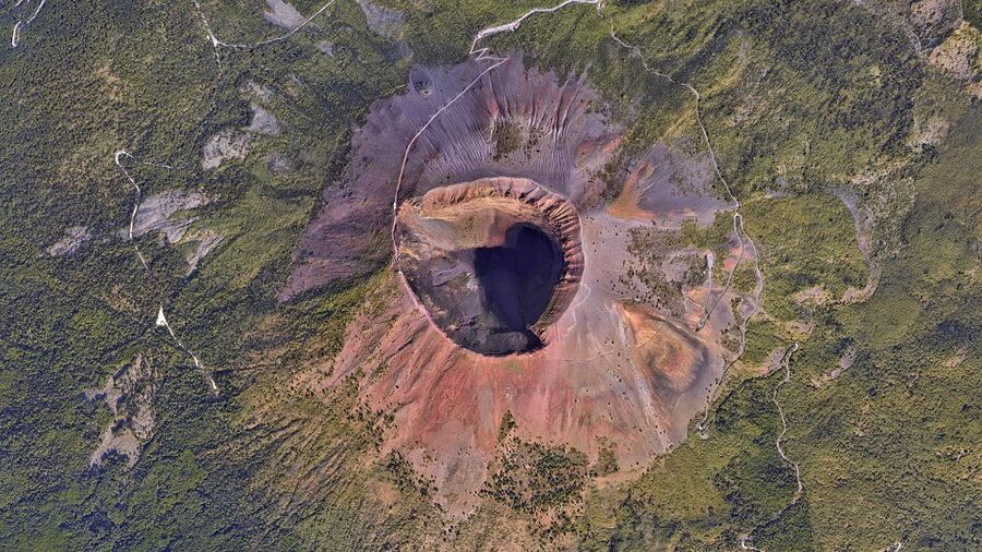 Mount Vesuvius: Skip-the-Line Ticket and Smart Digital Guide - Smart digital guide: how to use it without cell service