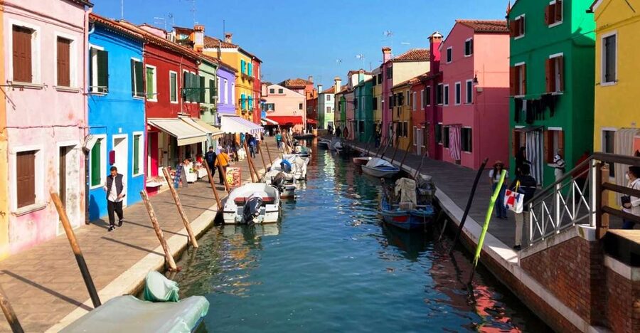 Murano and Burano half-day trip from Punta Sabbioni Jesolo - The covered motorboat ride: the lagoon views you can actually enjoy