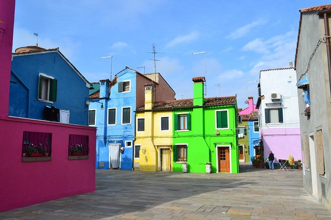 Murano and Burano Islands Semi-Independent Tour - Burano free time: the colorful island is where your hour pays off