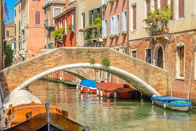 Murano & Burano Islands Guided Small-Group Tour by Private Boat - Price and value: what you’re paying for, and when it feels worth it