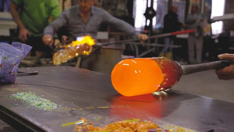 Murano: Glass Blowing Experience at Gino Mazzuccato Factory - The showroom after the blowing: shopping, quality, and shipping home