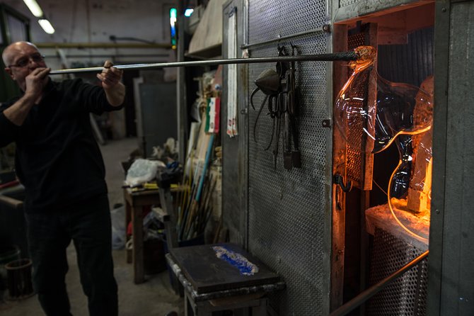 Murano Glass Experience With a Visit to a Burano Lace Island - Burano Versus Murano Time: How the Schedule Really Feels