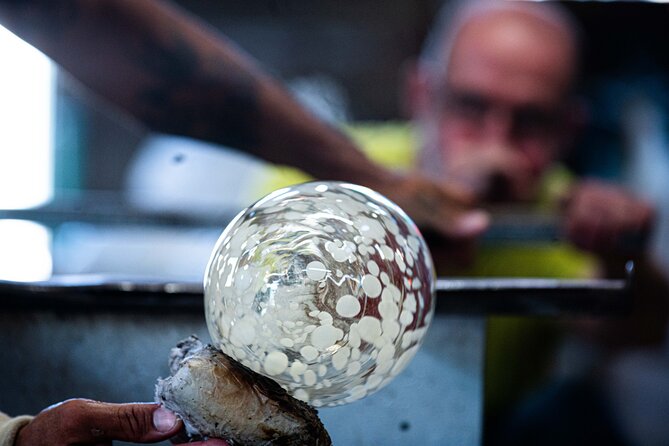 Murano Glass Factory Experience: A Workshop in Venice - Colleoni Glass Factory: what the master demo really delivers