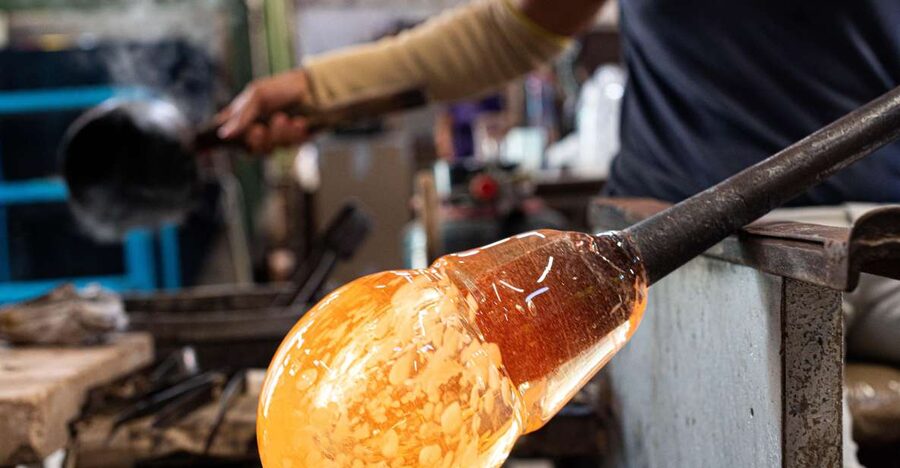 Murano: Glass Factory Experience with Tour and Demonstration - Murano glass factory, 20 minutes of real craft