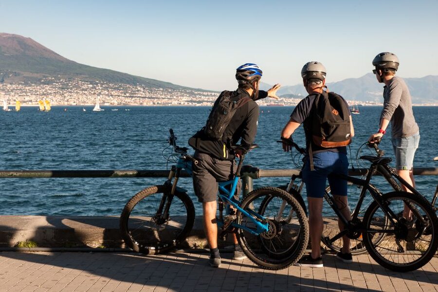 Naples: City Highlights Guided Bike Tour - Via Toledo, Piazza Carità, and Piazza del Gesù Nuovo: the city on the move