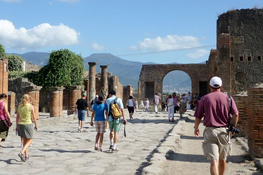 Naples: Day Trip to Pompeii and Capri - Who This Tour Suits Best, And Where It Might Fall Short