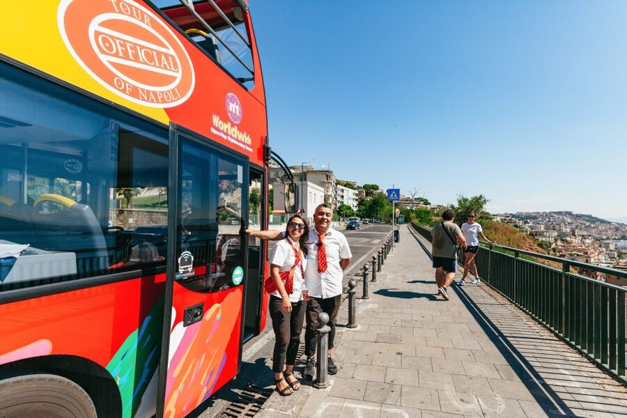 Naples: Hop-on Hop-off Bus Tour 24-Hour Ticket - Line A: Historic Naples from Piazza Municipio to Piazza Bovio