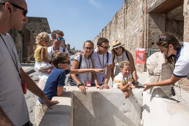Naples or Sorrento: Full-Day Pompeii and Mount Vesuvius Tour - Lunch at Pompeii or En Route: Go in Hungry, Then Keep It Simple